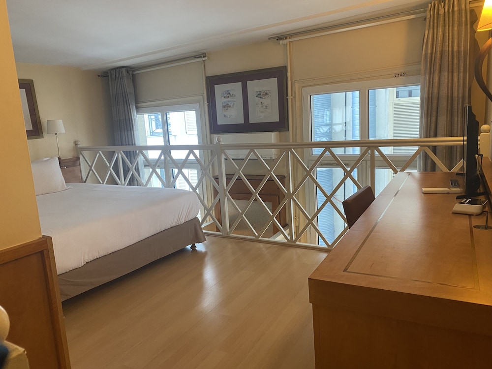 Superior Room, 1 Double Bed, Non Smoking photo 2