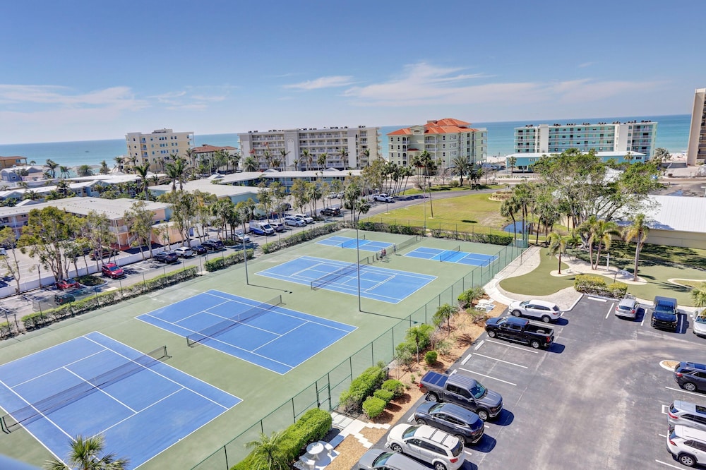 Condo, Multiple Beds (Bayshore Yacht & Tennis 409 - Premier) photo 1