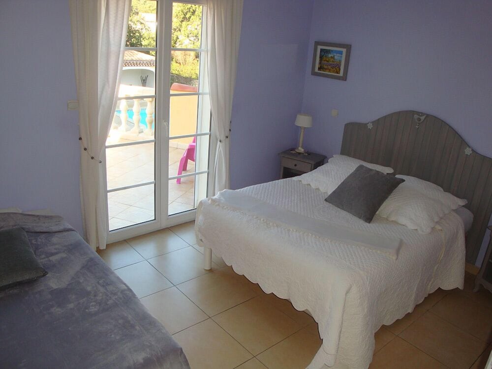 Triple Room, Pool View photo 1