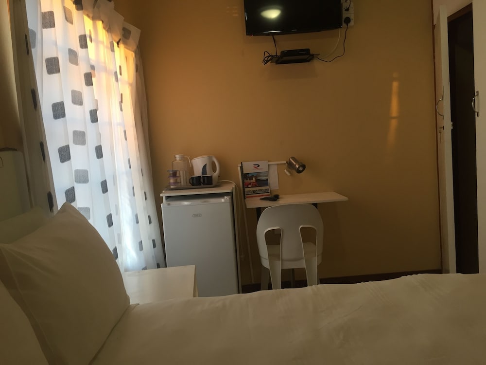 Standard Double Room photo 3