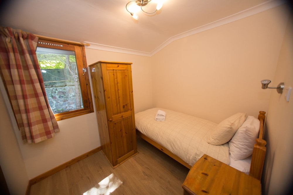 Lodge, 2 Bedrooms (Glenmuick)