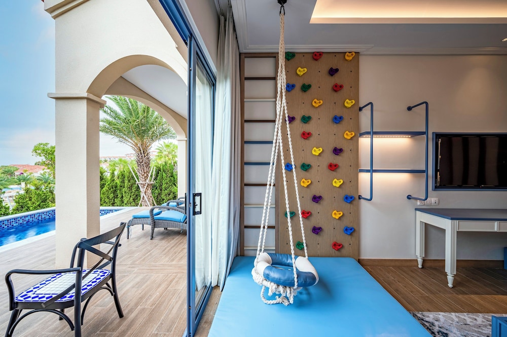 Villa, 1 King Bed, Private Pool - Photo 4