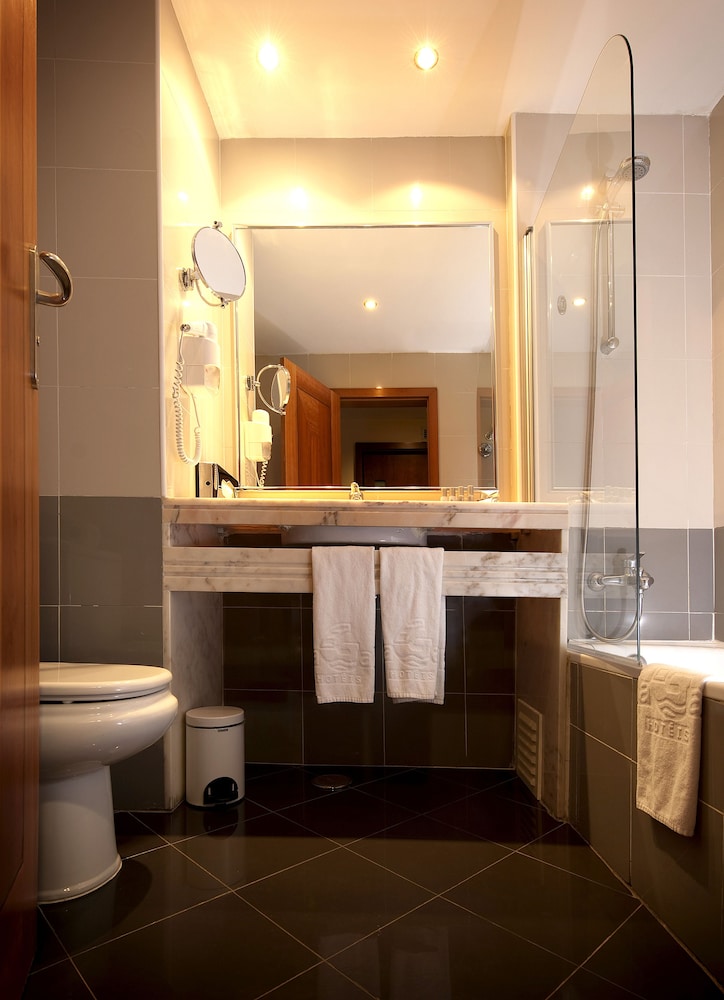 Superior Twin Room - Photo 7