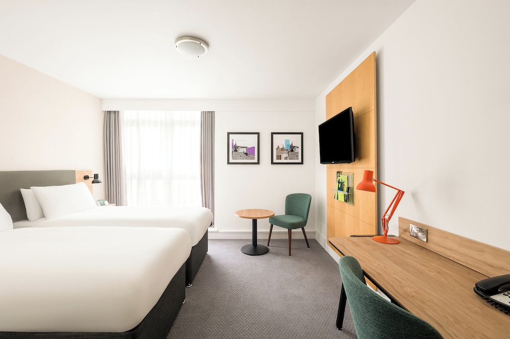 Standard Room, 2 Twin Beds - Photo 1