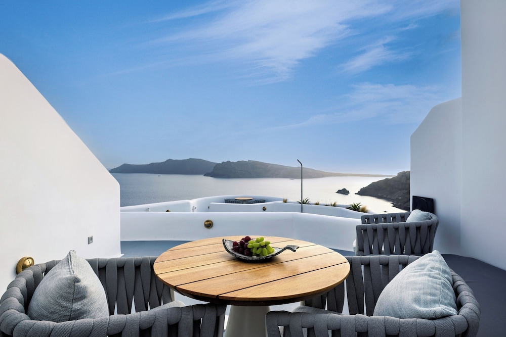 The Fisherman's Maisonette with Caldera View - Photo 13