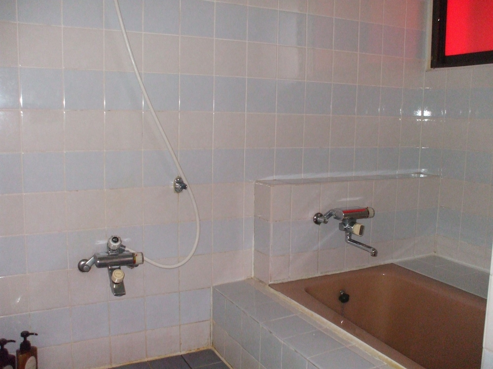 Economy Double Room C (includes air purifier) photo 2