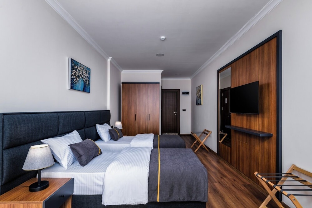Deluxe Twin Room, Balcony photo 1