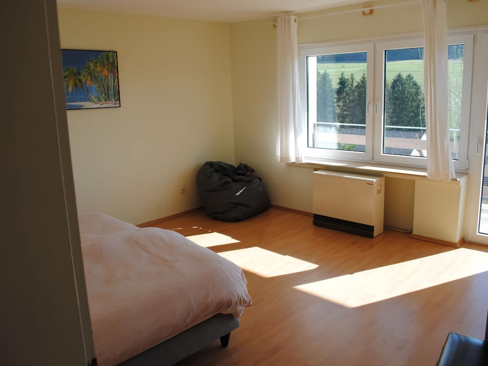 Apartment photo 2