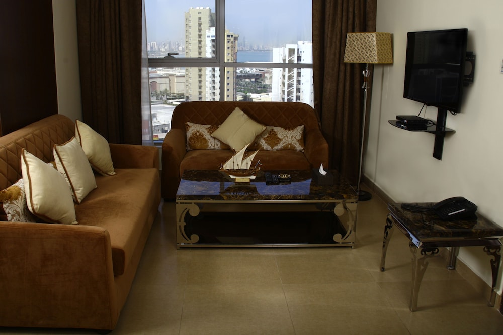 Suite, 2 Bedrooms photo 3