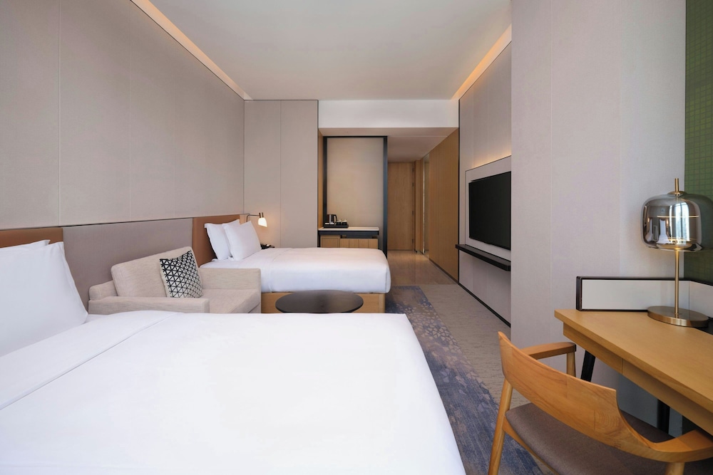 Double Room, 2 Twin Beds, City View - Photo 1