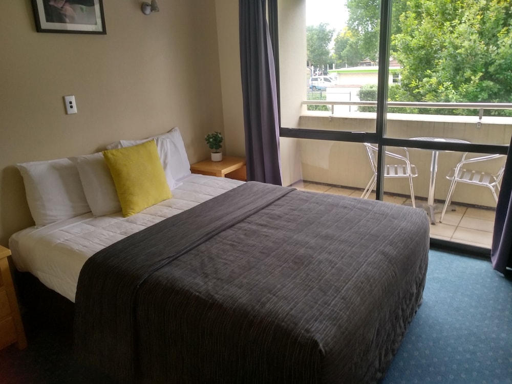 Luxury 3 Bedroom Apartment photo 1