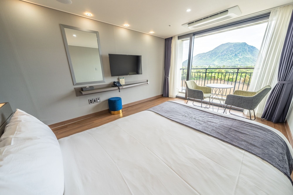 Deluxe Double Room - Photo 2
