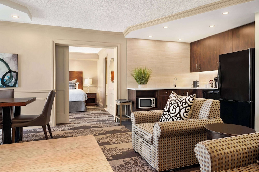 Luxury Suite, 1 Bedroom, Non Smoking (Stair Access Only)