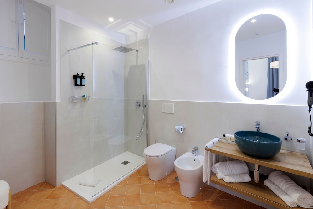 Junior Studio Suite photo 2