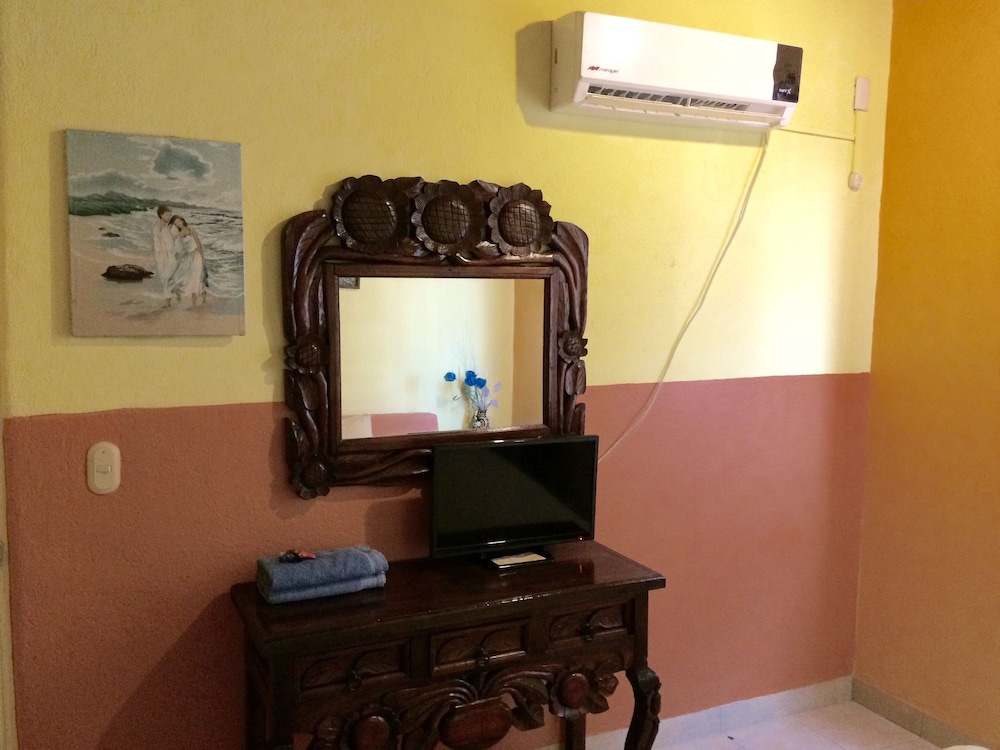 Double Room, 1 King Bed photo 3