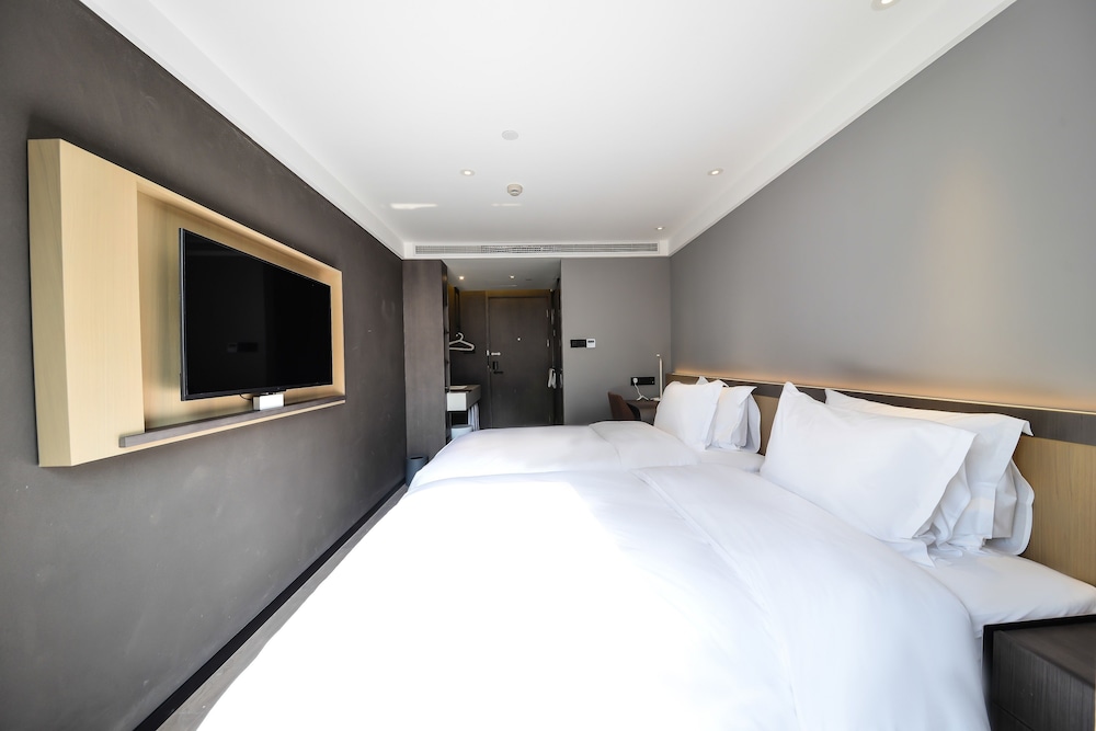 Standard Twin Room(Accept reservations with non transit visa-free)