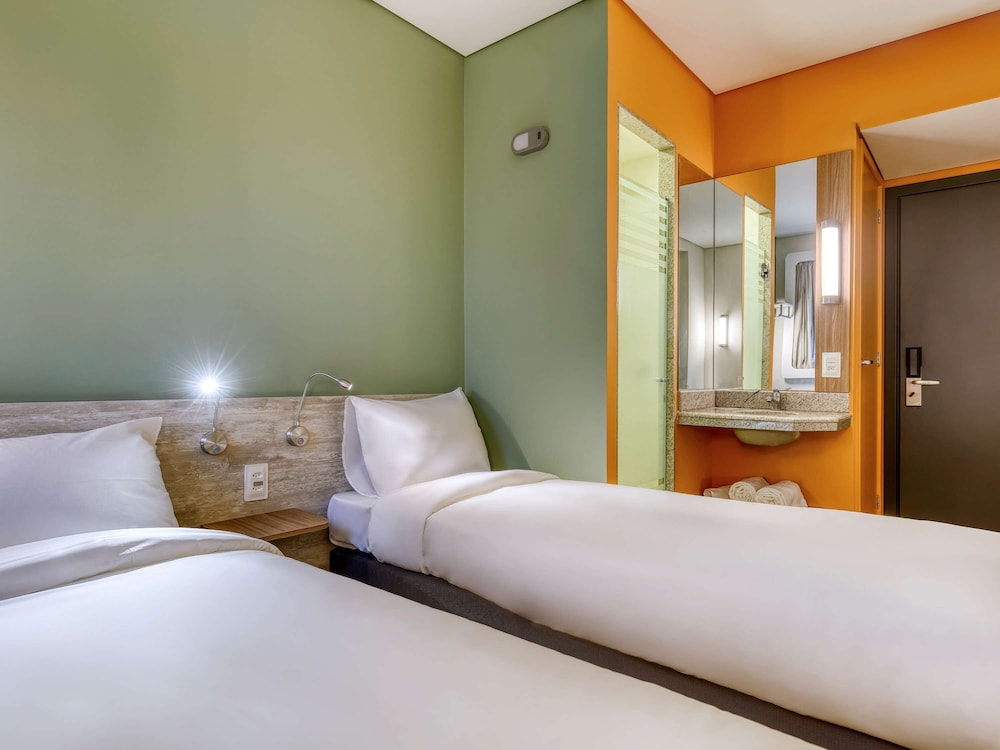 Standard Room, 2 Twin Beds - Photo 2