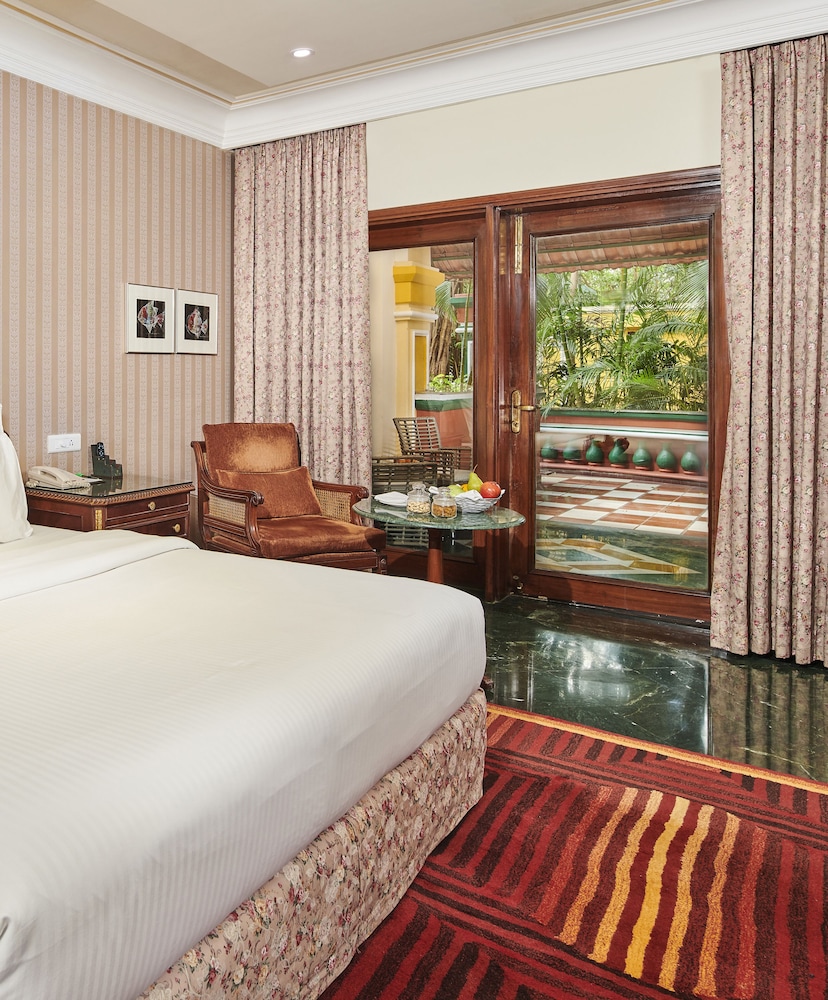 Executive Room ( Garden Facing) - Photo 2