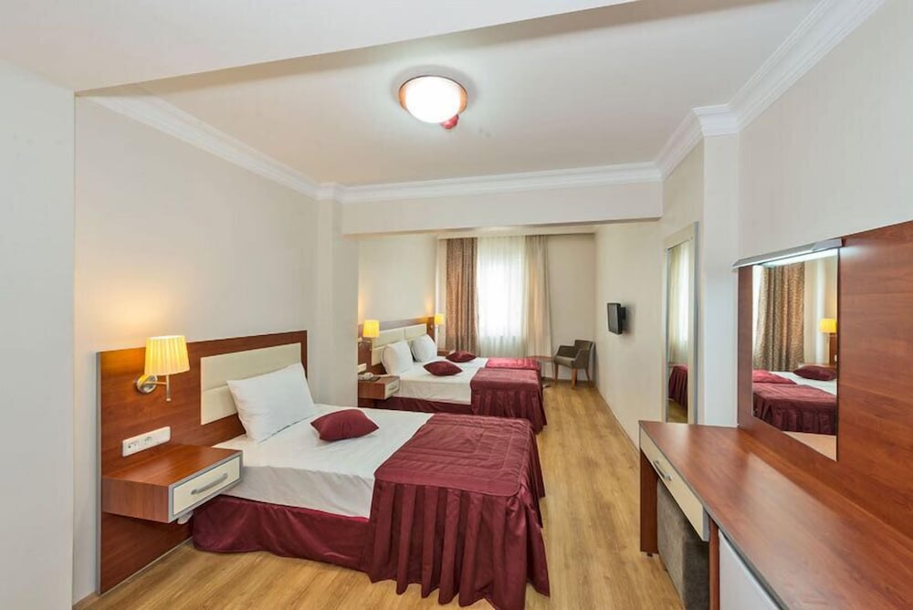 Triple Room photo 2