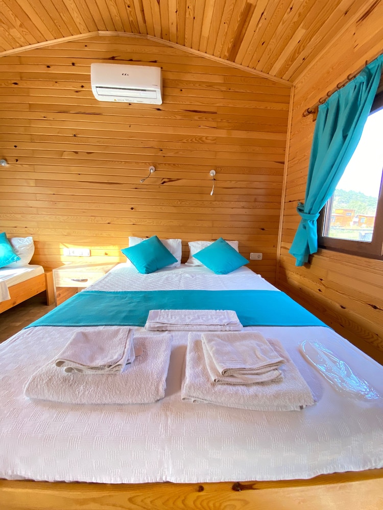 Premium Bungalow