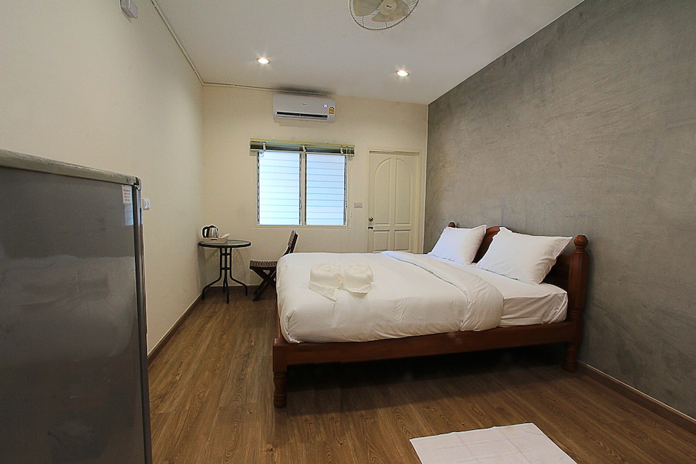 Standard Double Room - Photo 4