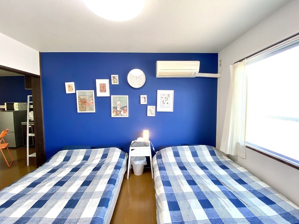 Apartment (402) photo 1
