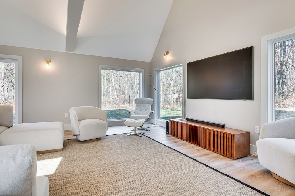 House (2 Bedrooms) photo 3