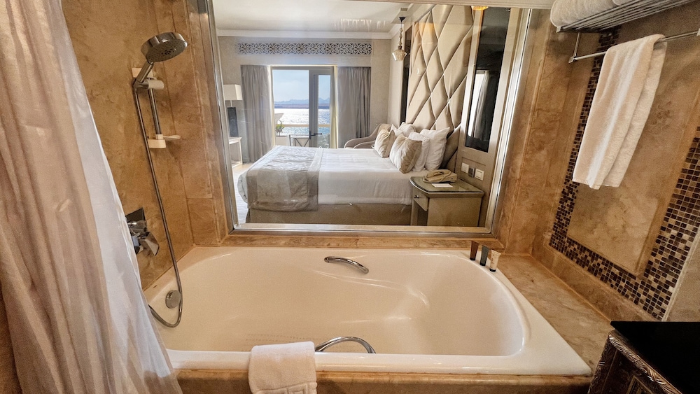 Deluxe Room, Sea View