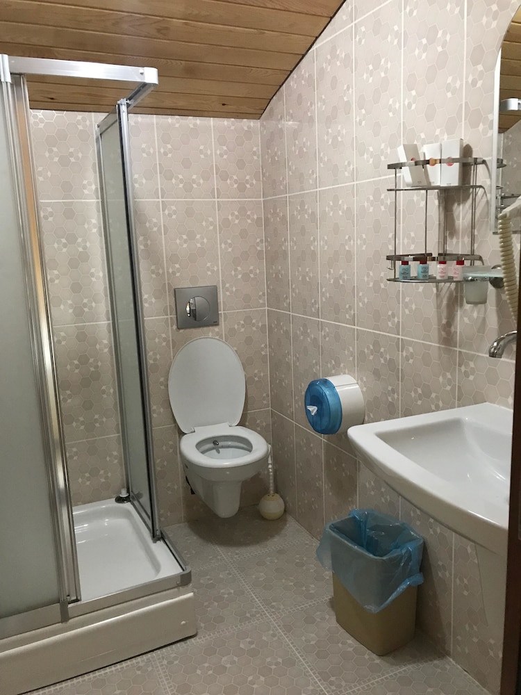 Quadruple Room, 1 Bedroom, Balcony, Lake View photo 2