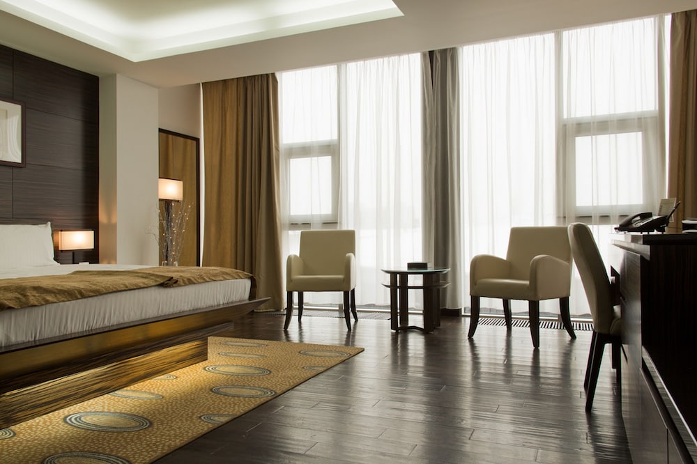Deluxe Double Room ( Business)