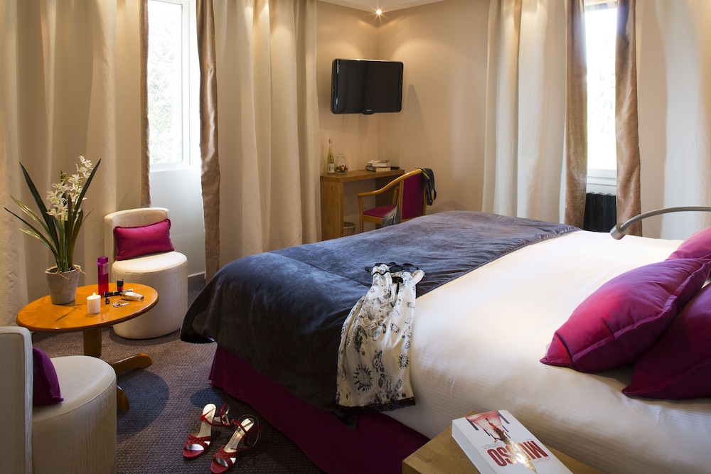Double or Twin Room, Lake View
