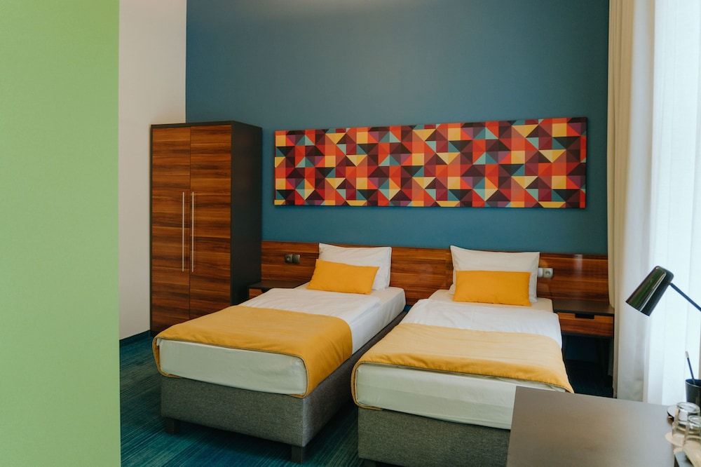 Comfort Twin Room