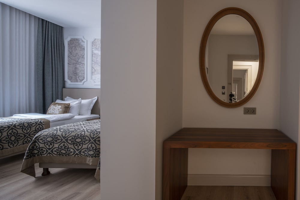 Standard Room No View Twin photo 1