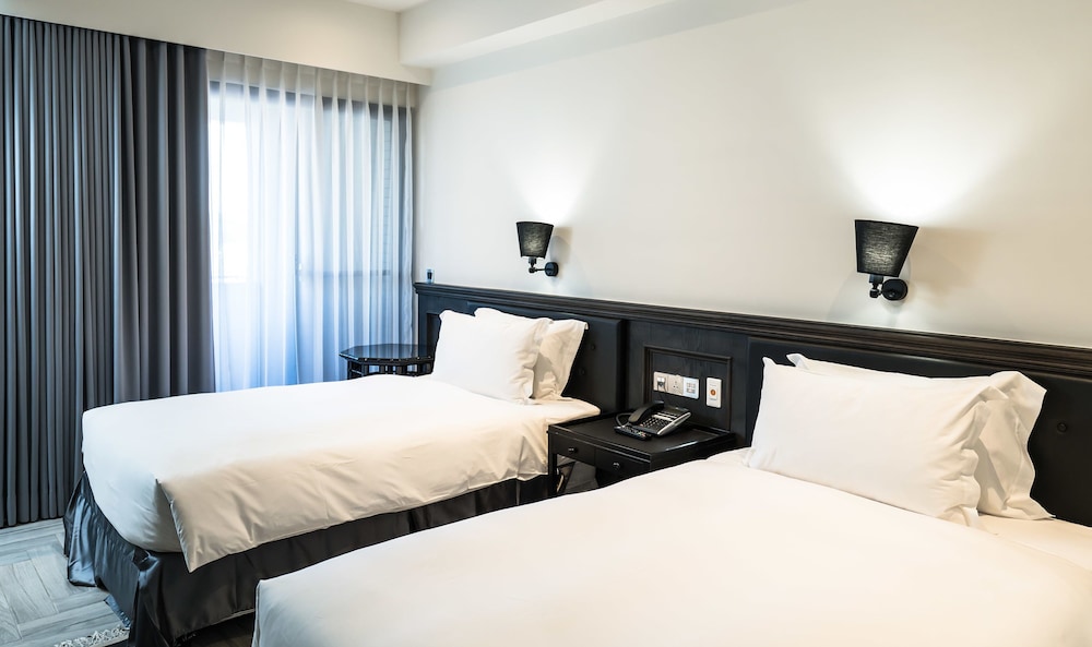 Elite Twin Room