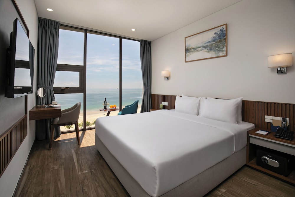Studio Suite, 1 Bedroom, Non Smoking, Ocean View photo 3