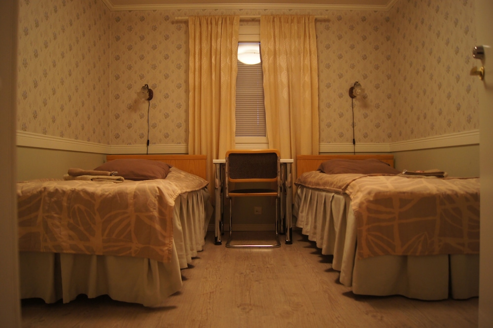 Standard Room, 2 Twin Beds photo 1