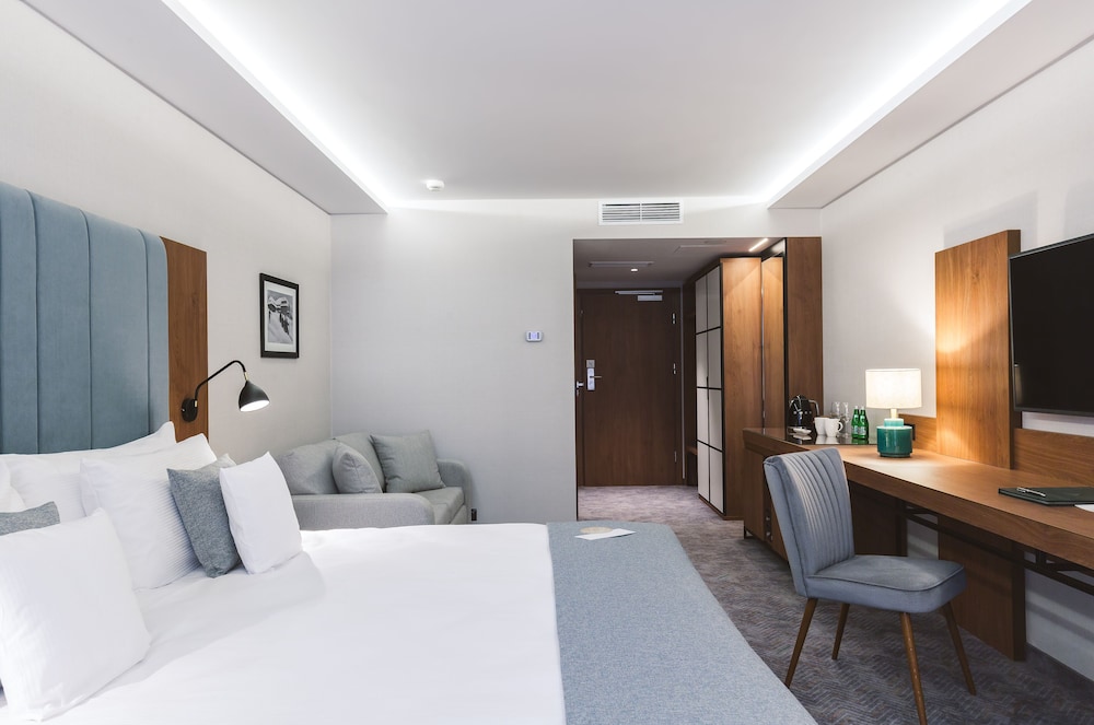 Classic Double or Twin Room photo 3