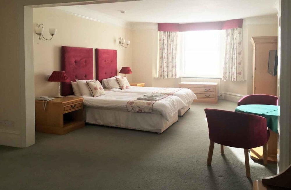 Victoria, 1 Super King Bed or Twin, Ground Floor photo 1