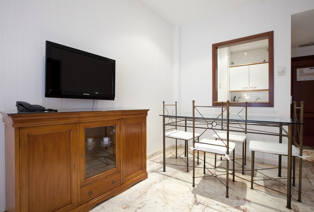 Apartment, 1 Bedroom (1 Adult) - Photo 5