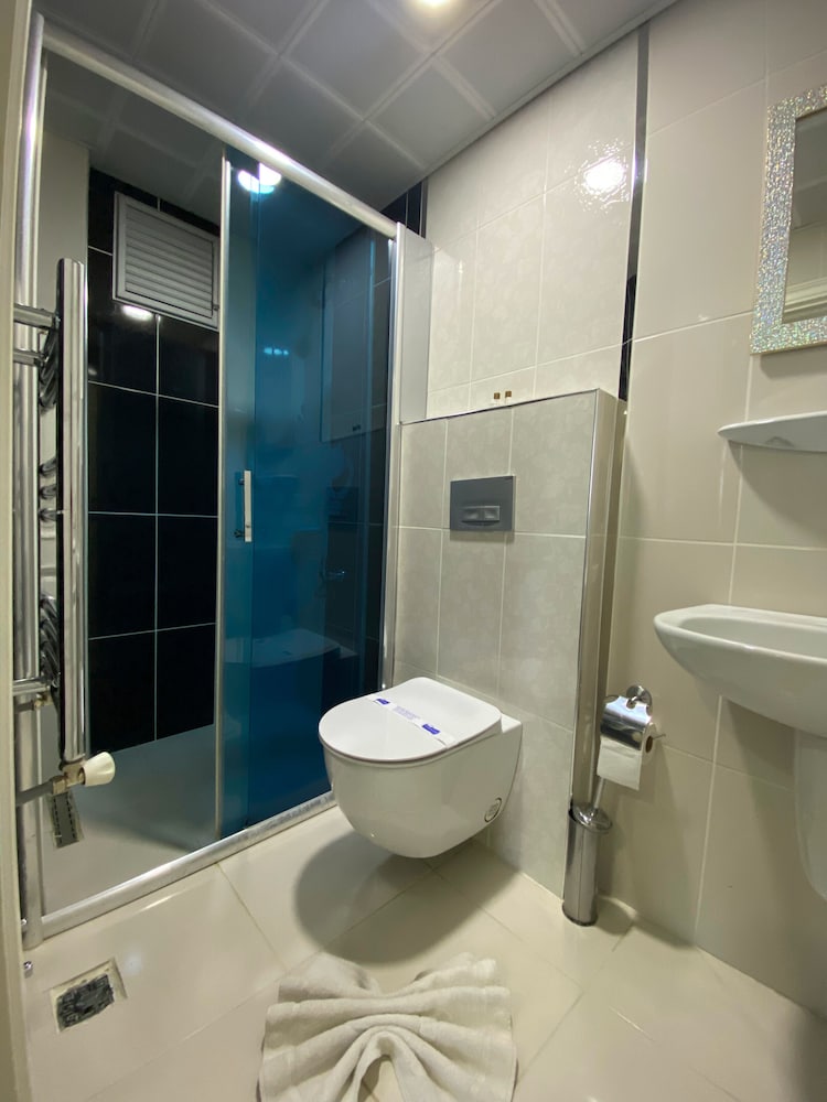 Standard Double Room - Photo 4
