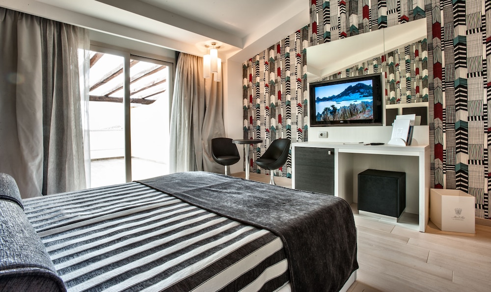 Deluxe Double Room Single Use photo 1