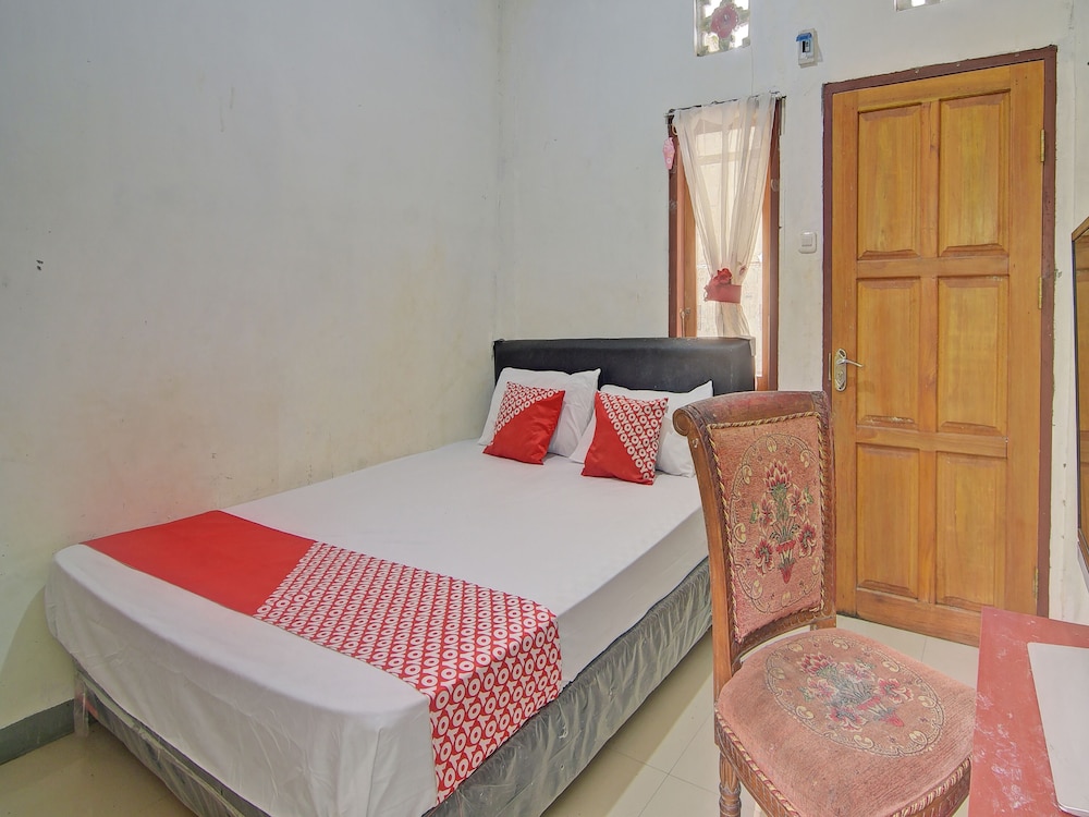 Double Room - Photo 10