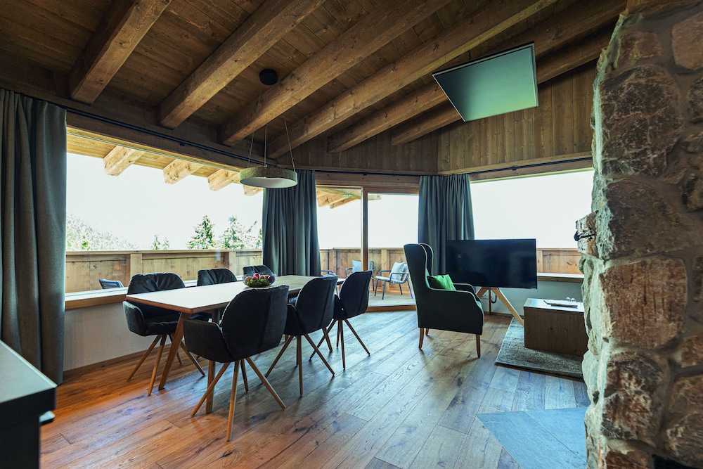 Penthouse photo 1