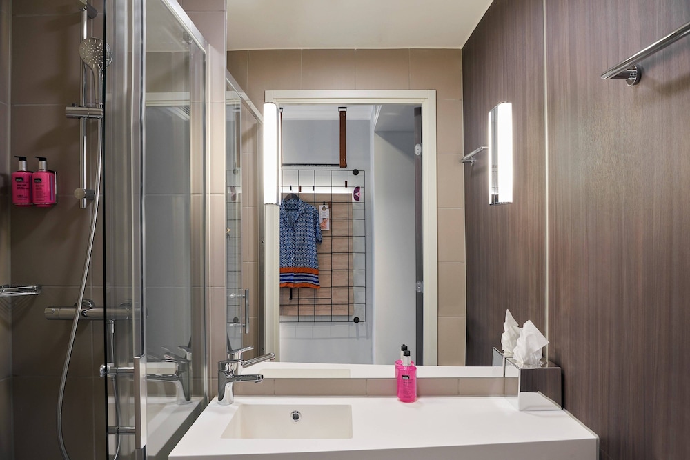 Room, 2 Twin Beds - Photo 2