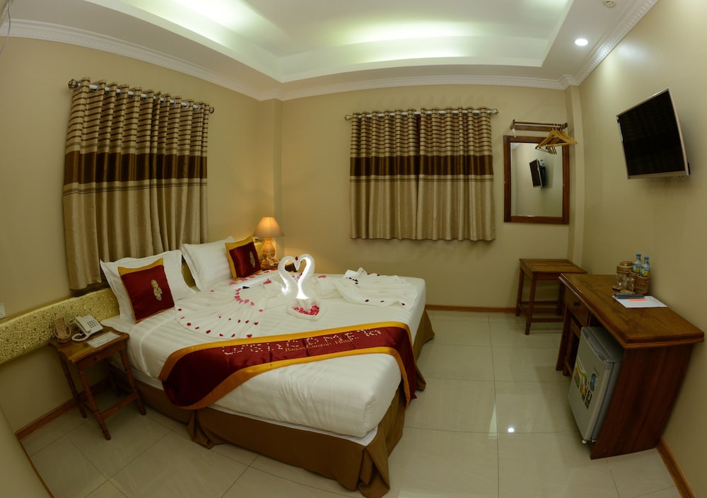Deluxe Double or Twin Room photo 2