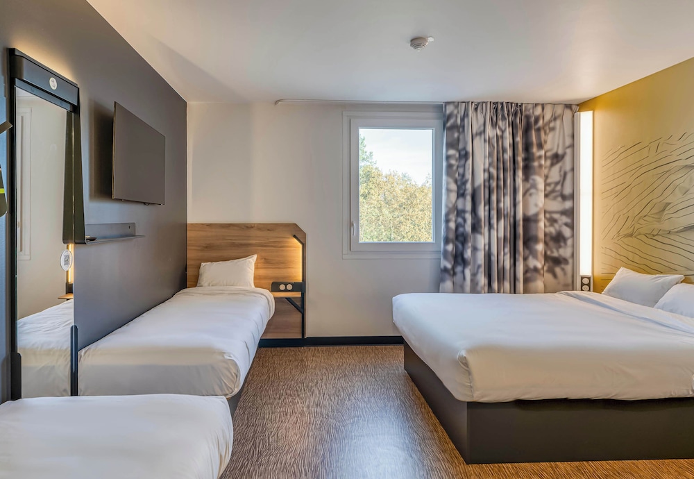 Quadruple Room, Non Smoking - Photo 1
