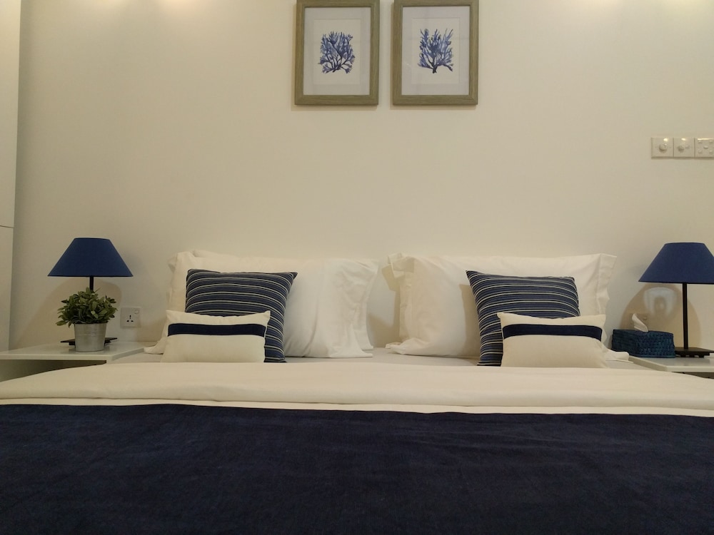 Double Room, 1 King Bed photo 2