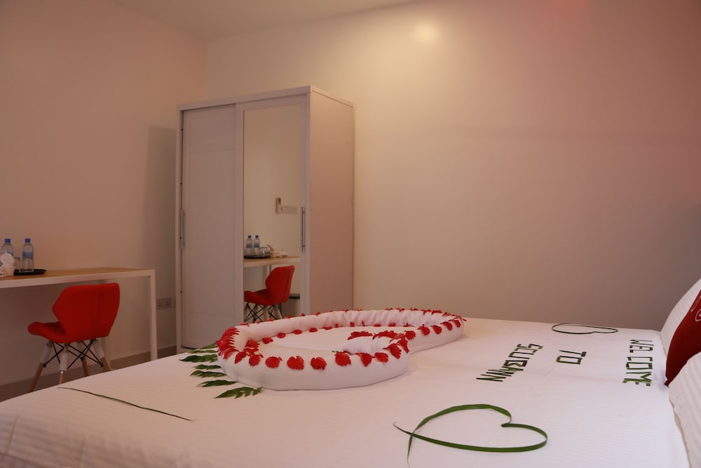 Deluxe Double Room, 1 Bedroom, Garden View, Ground Floor