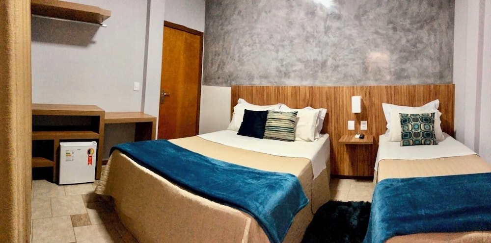 Economy Triple Room photo 1