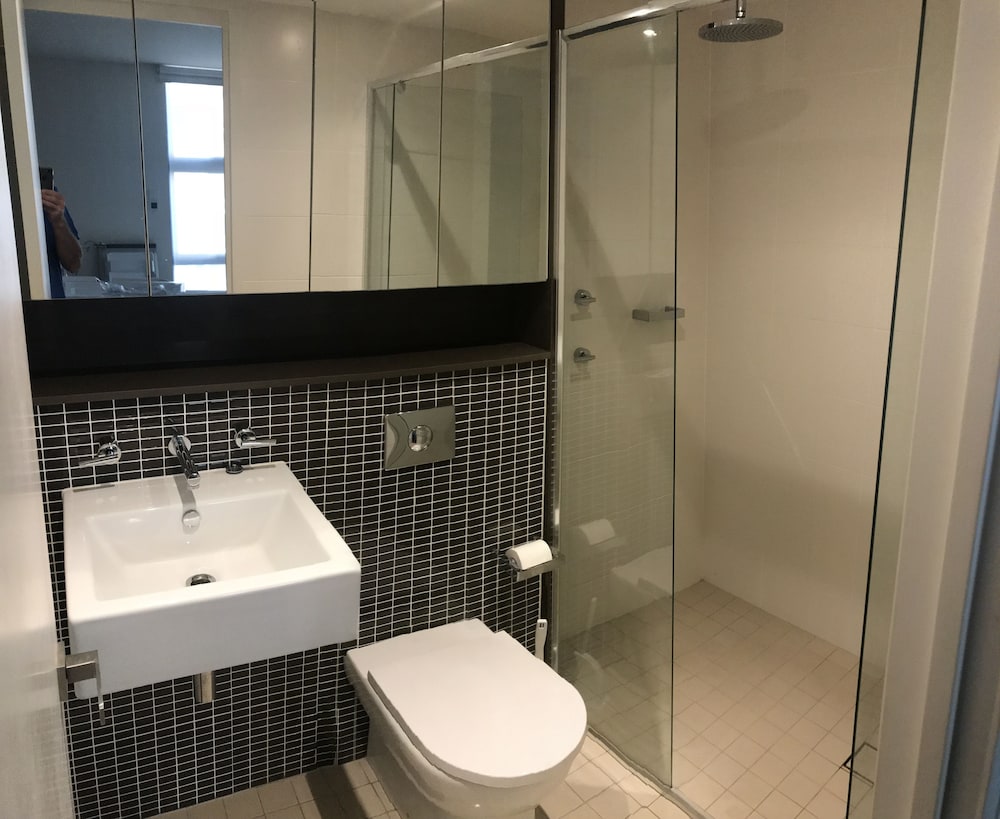 Executive Apartment, 2 Bedrooms, Partial Ocean View photo 3